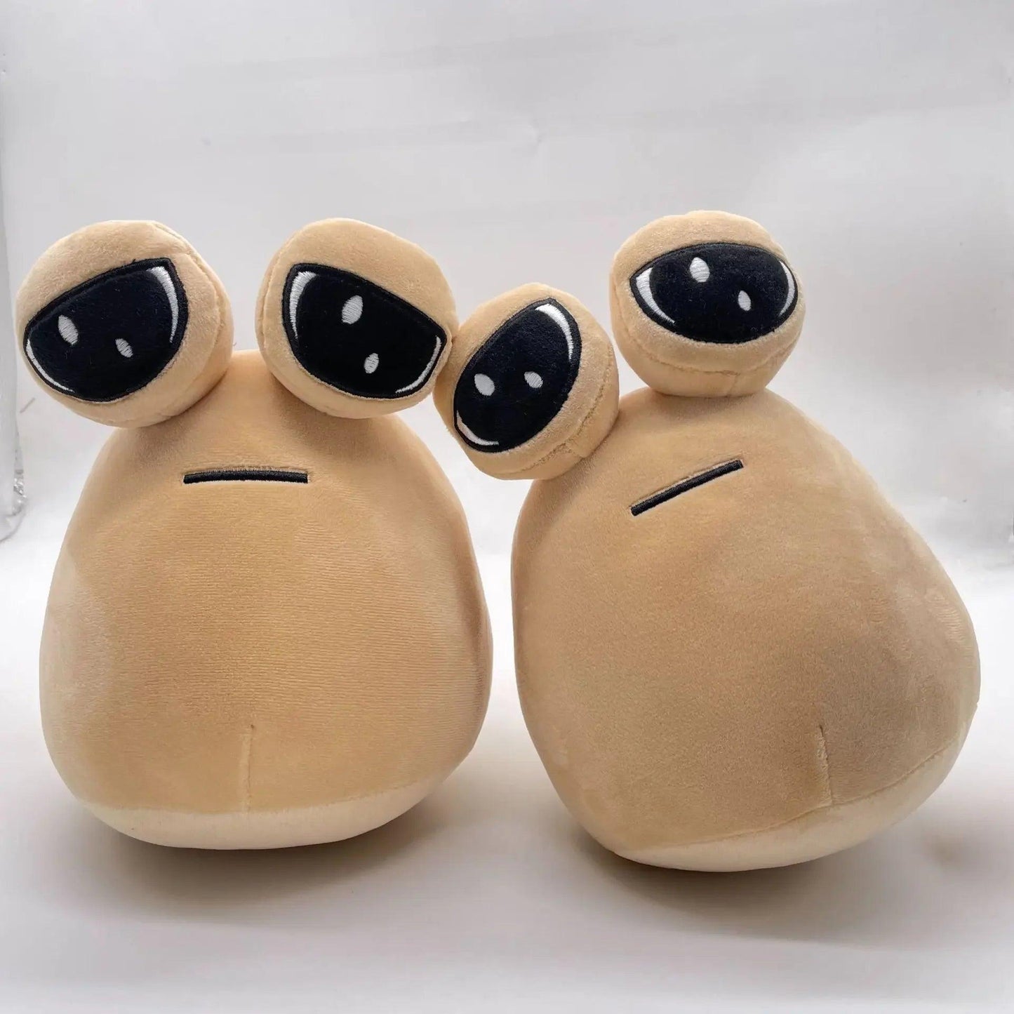 Pelúcia Pou triste - The Midnight Geek